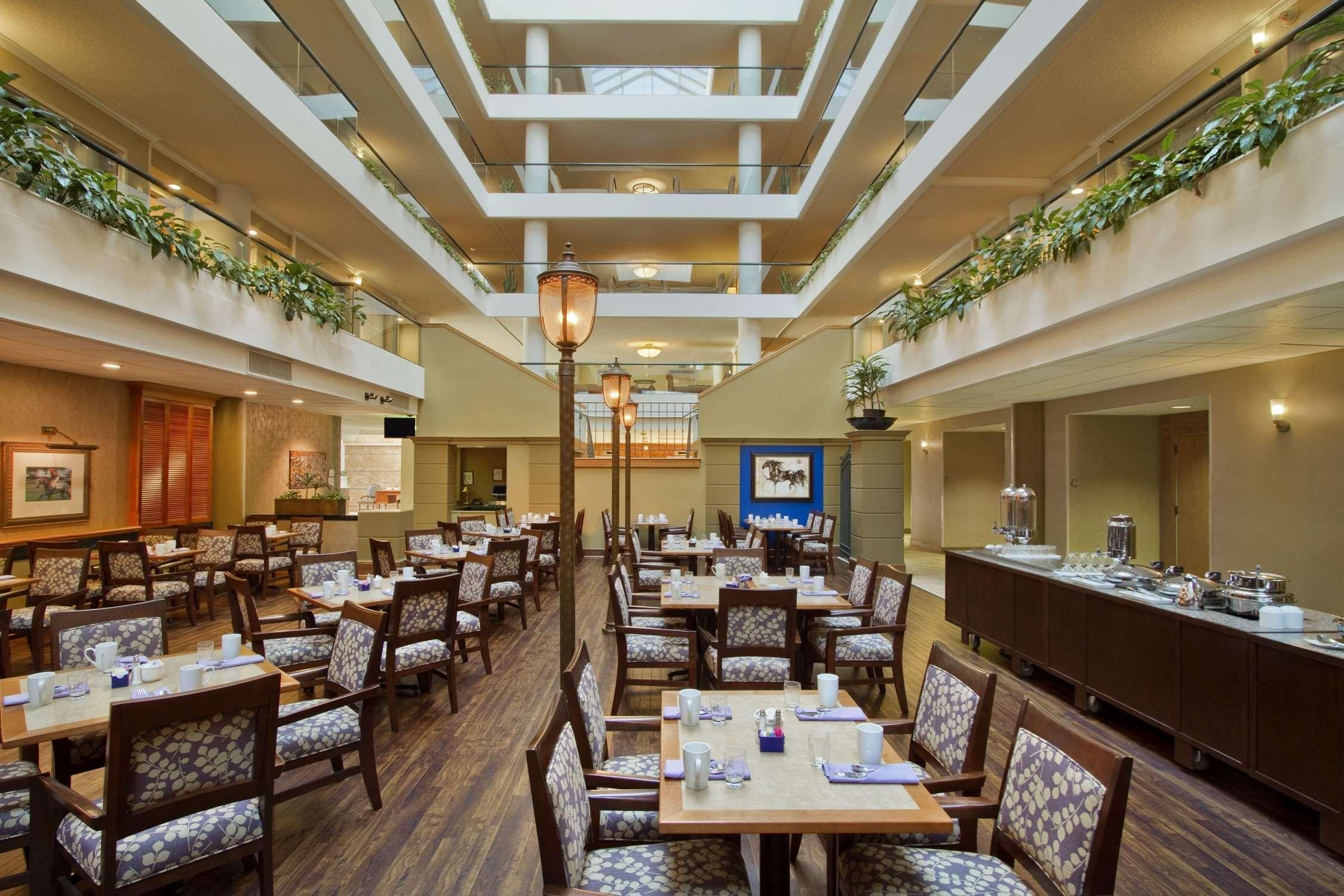 Embassy Suites By Hilton Lexington Green Restaurante foto