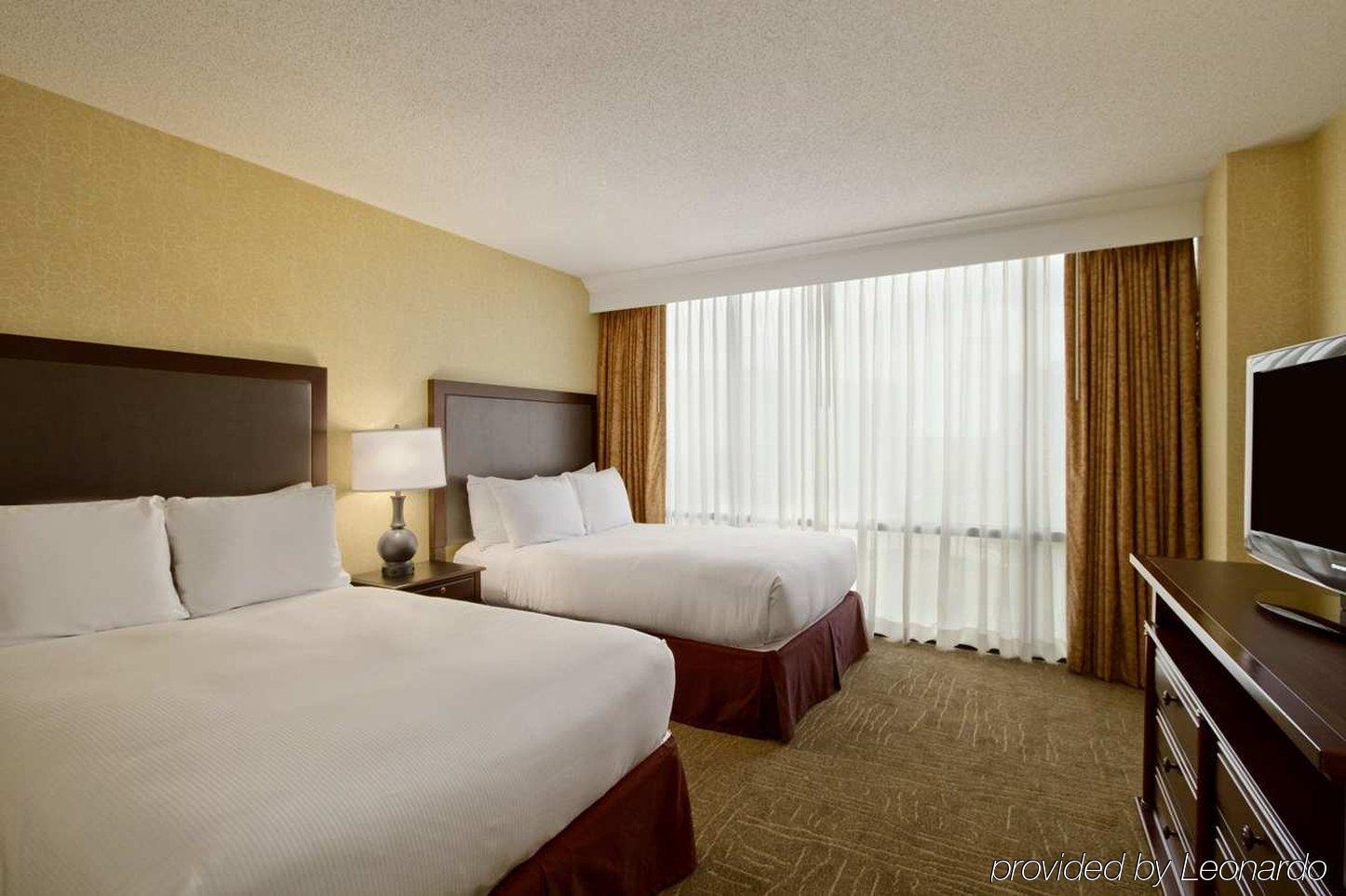 Embassy Suites By Hilton Lexington Green Habitación foto